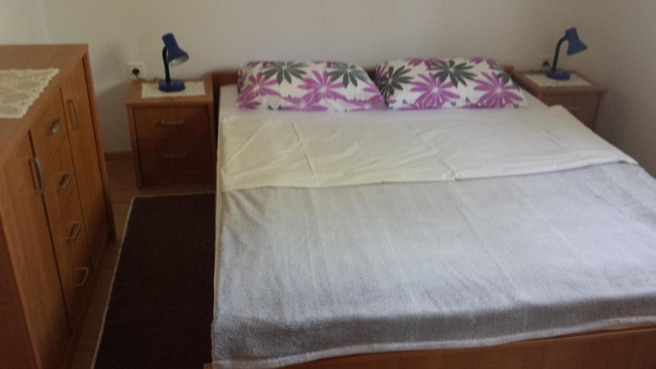 Apartment House Sumrak Bizeljsko Bagian luar foto