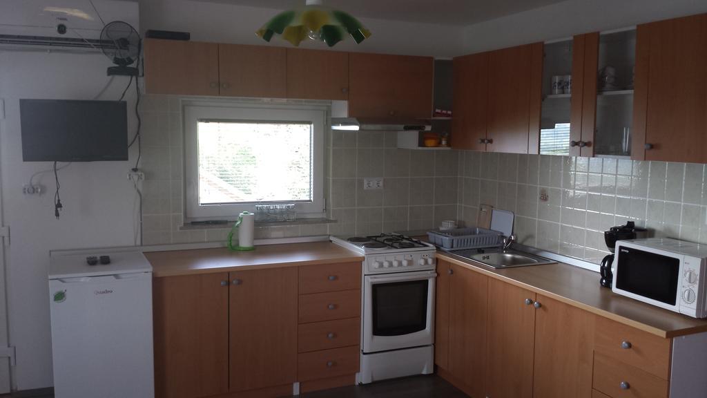 Apartment House Sumrak Bizeljsko Ruang foto