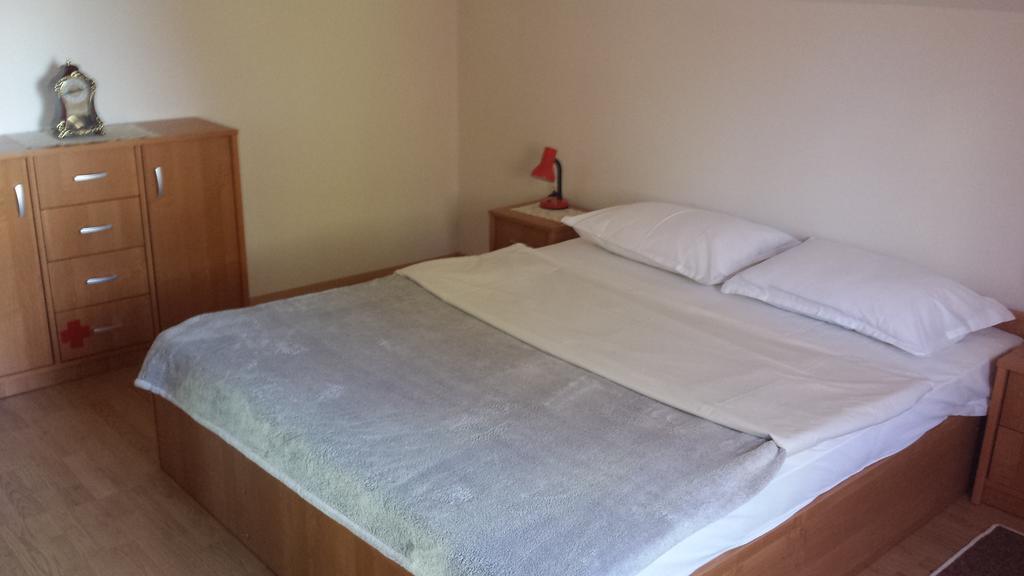 Apartment House Sumrak Bizeljsko Ruang foto