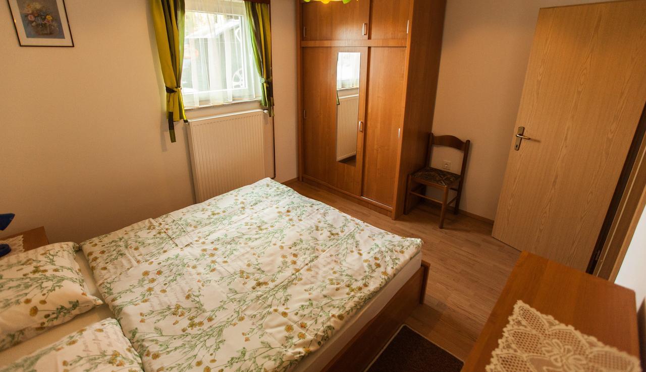 Apartment House Sumrak Bizeljsko Bagian luar foto